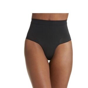 SKIMS Seamless Sculpt Mid Waist Briefs